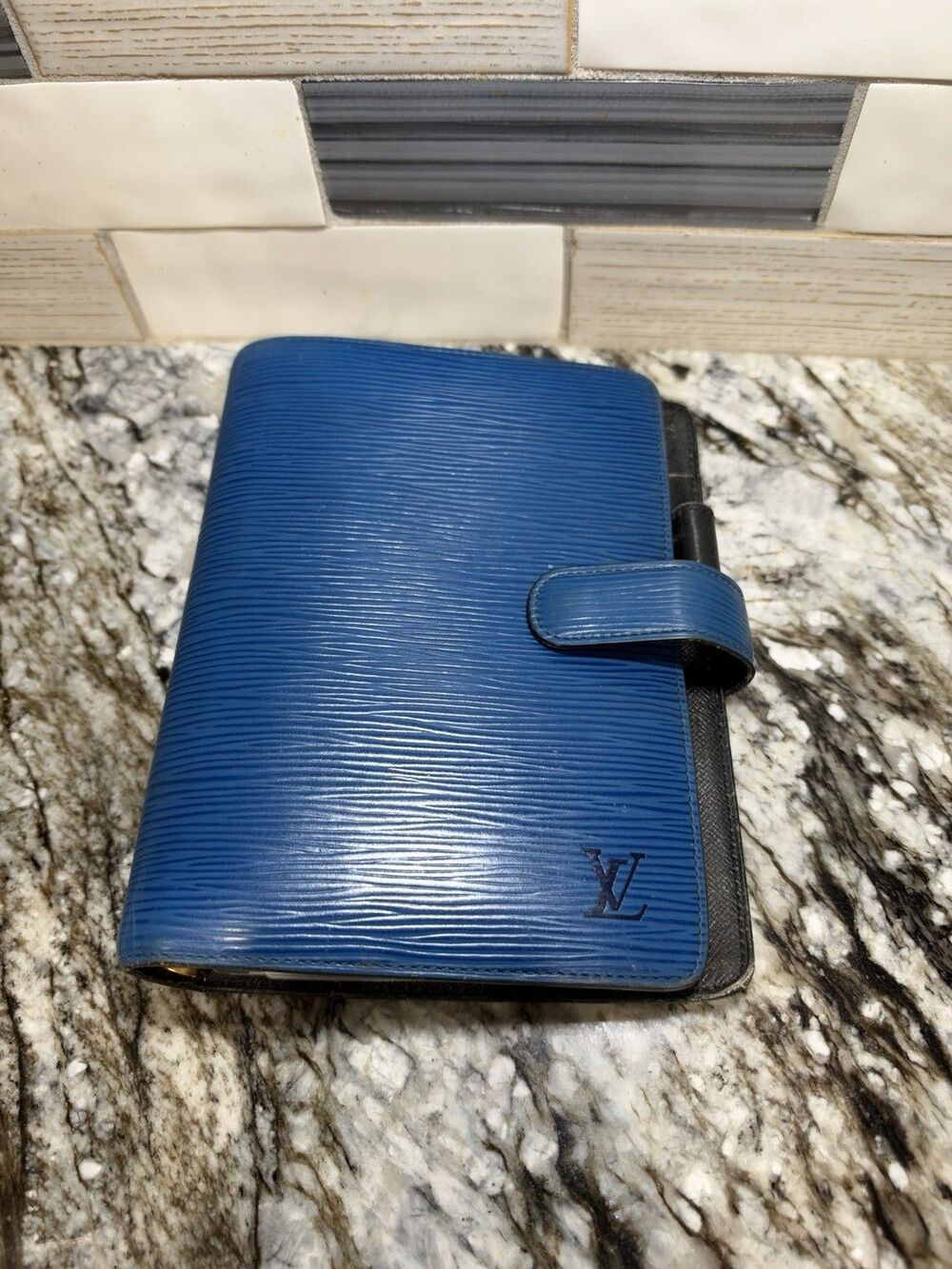 LOUIS VUITTON Blue Epi Agenda MM Day Planner Larger Sized Authentic W/Inserts